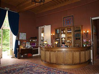 Chateau De De Lugny 5* Vault-de-Lugny